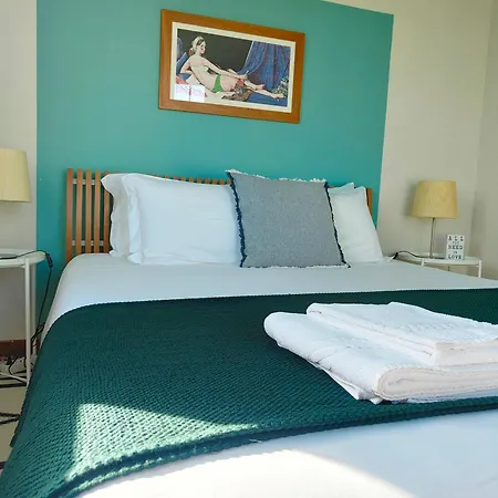 Flat 23 * Bombarral